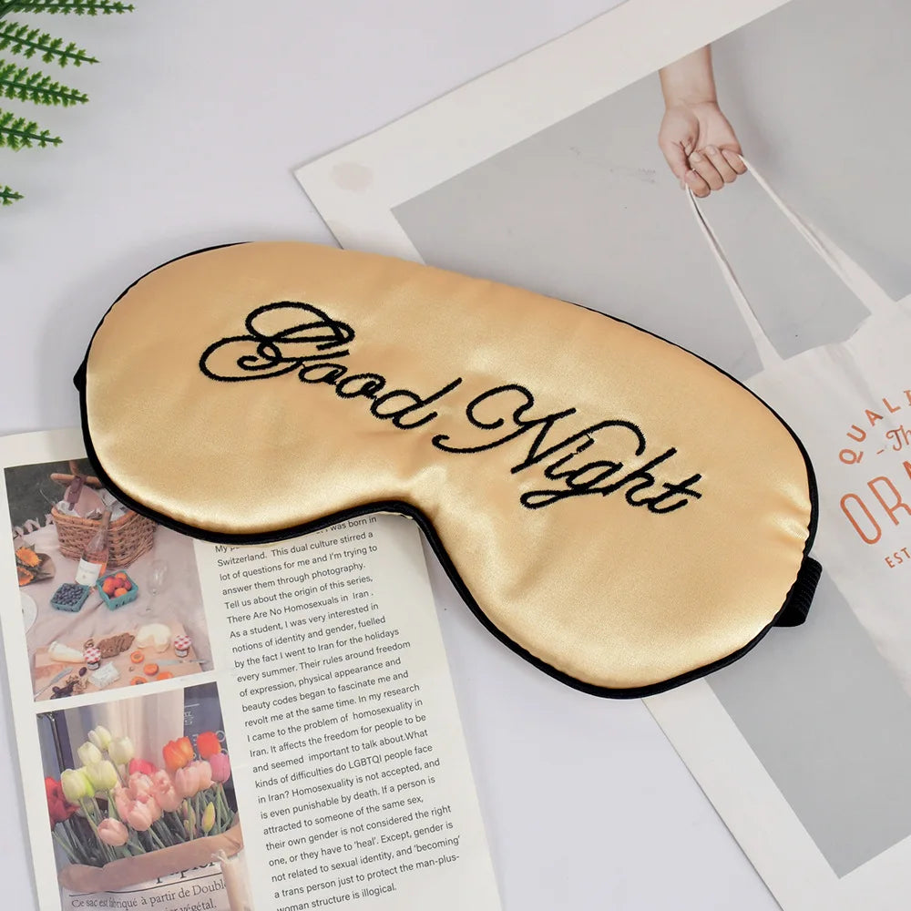 Masque de Sommeil Soie Brodé — Mon Cocon de Nuit