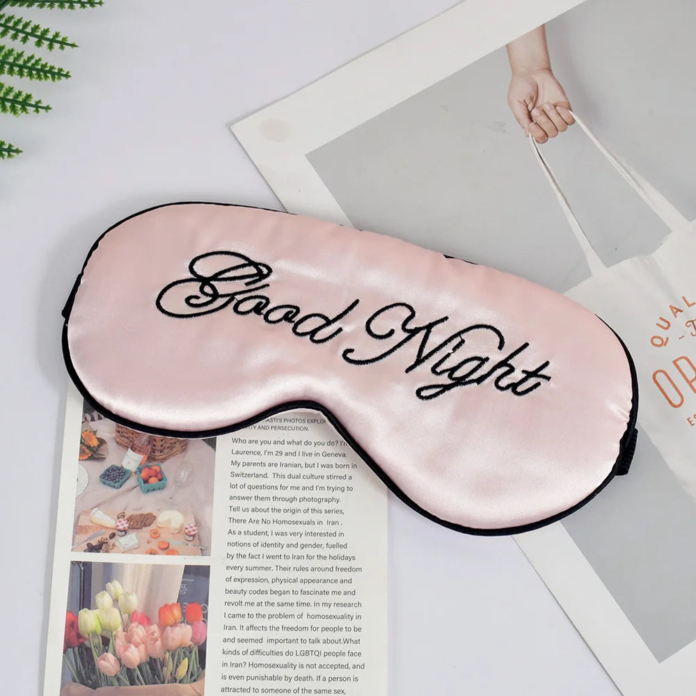 Masque de Sommeil Soie Brodé — Mon Cocon de Nuit