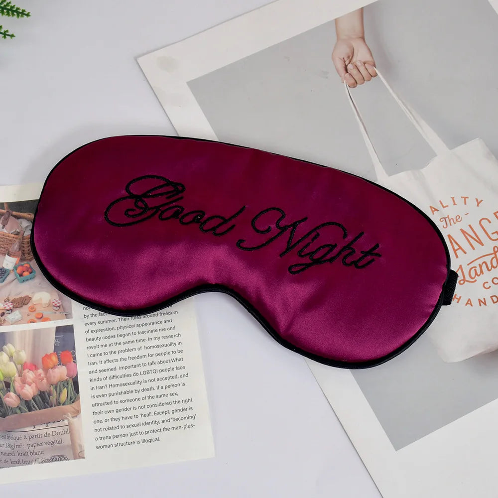 Masque de Sommeil Soie Brodé — Mon Cocon de Nuit