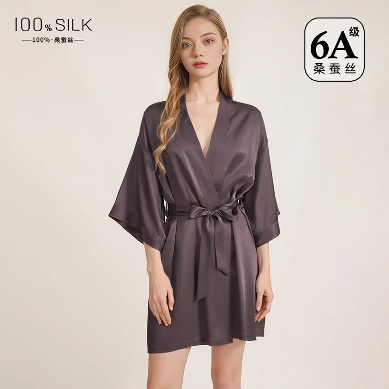 Peignoir en Soie de Mûrier 100% — Élégance & Douceur au Réveil