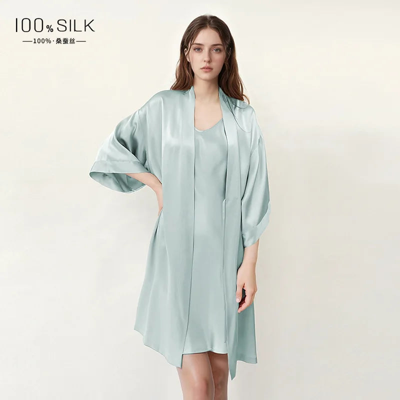 Peignoir en Soie de Mûrier 100% — Élégance & Douceur au Réveil