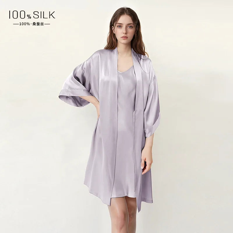 Peignoir en Soie de Mûrier 100% — Élégance & Douceur au Réveil