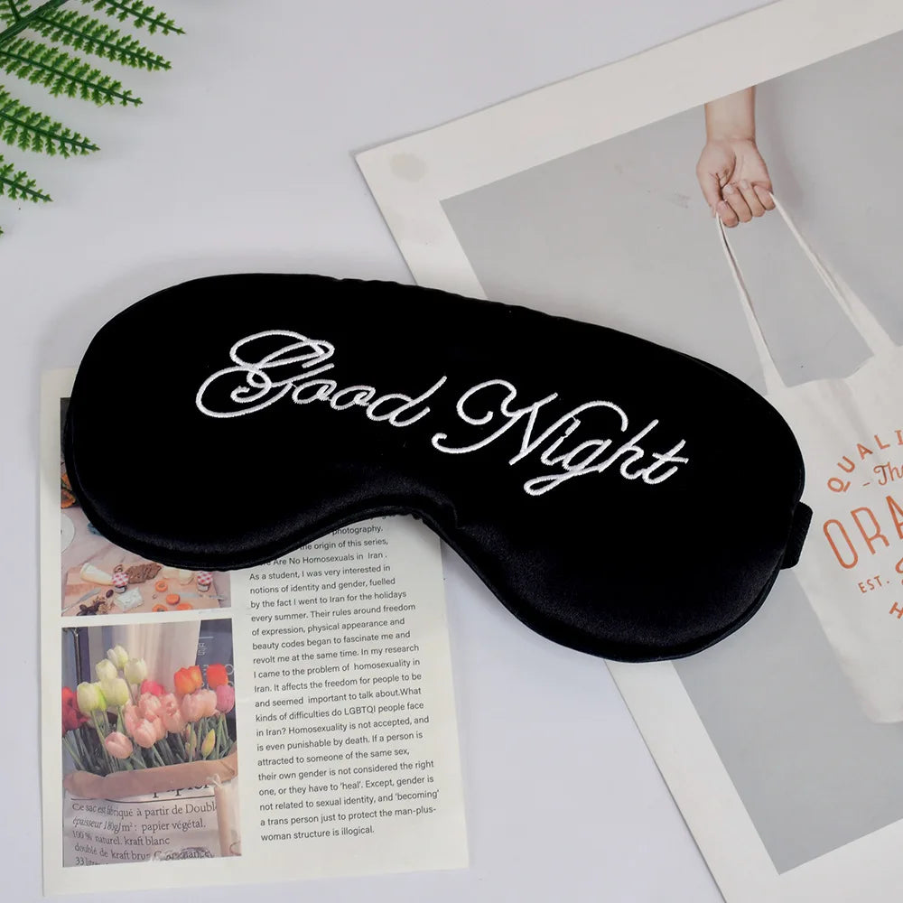 Masque de Sommeil Soie Brodé — Mon Cocon de Nuit