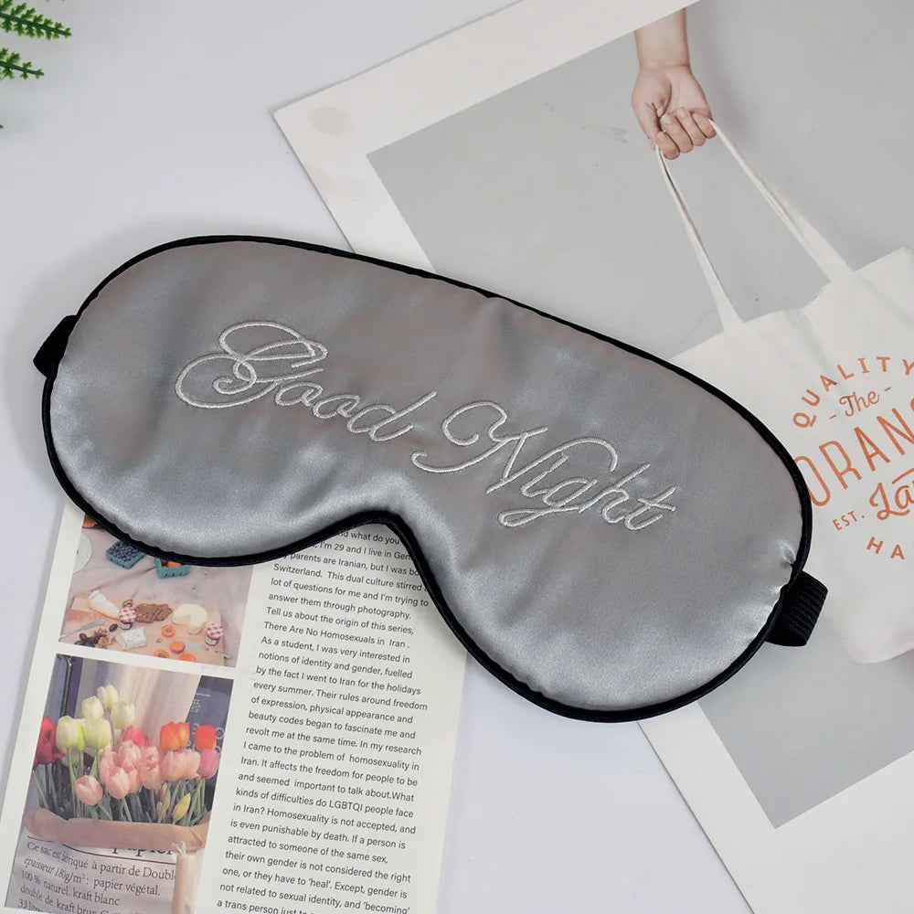 Masque de Sommeil Soie Brodé — Mon Cocon de Nuit