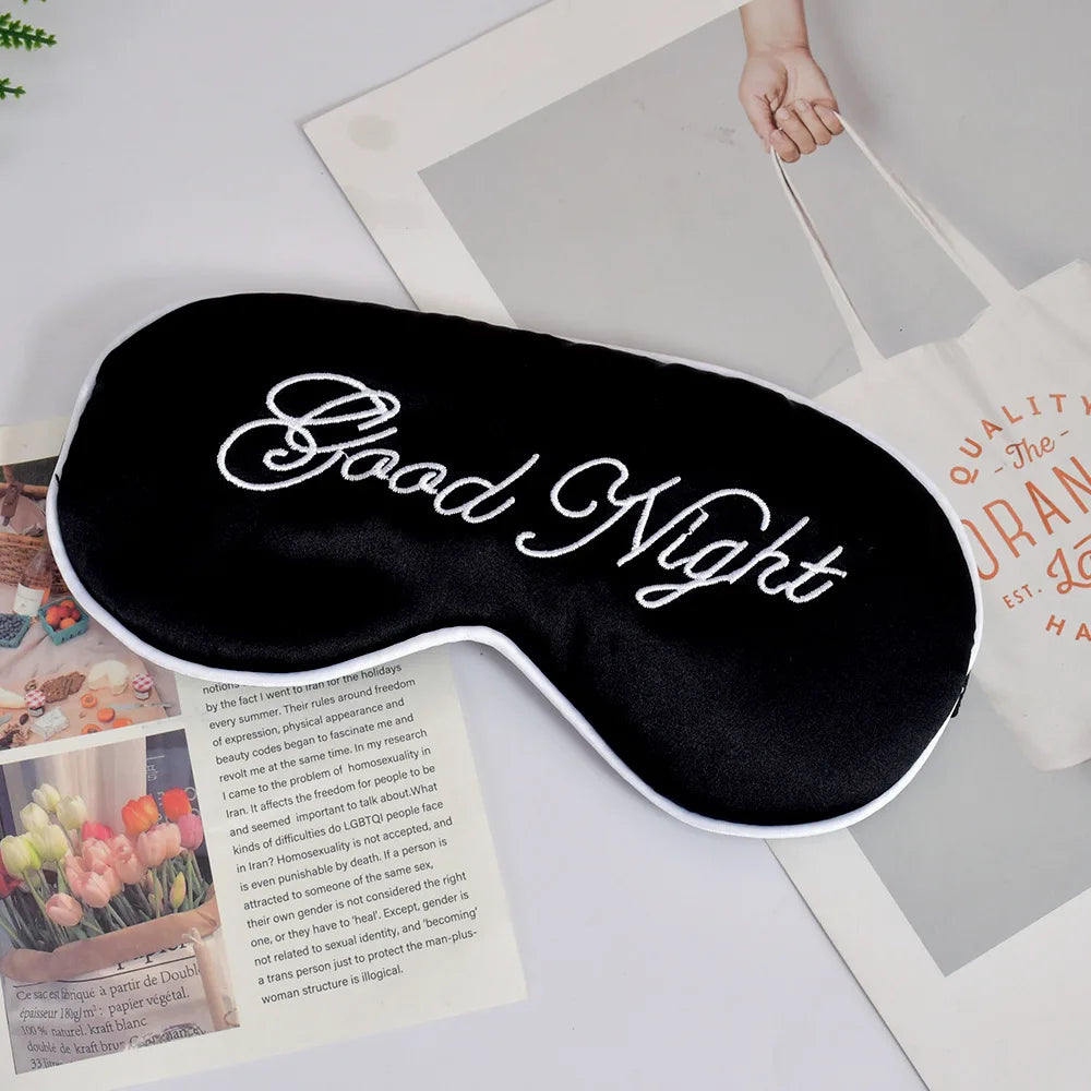 Masque de Sommeil Soie Brodé — Mon Cocon de Nuit