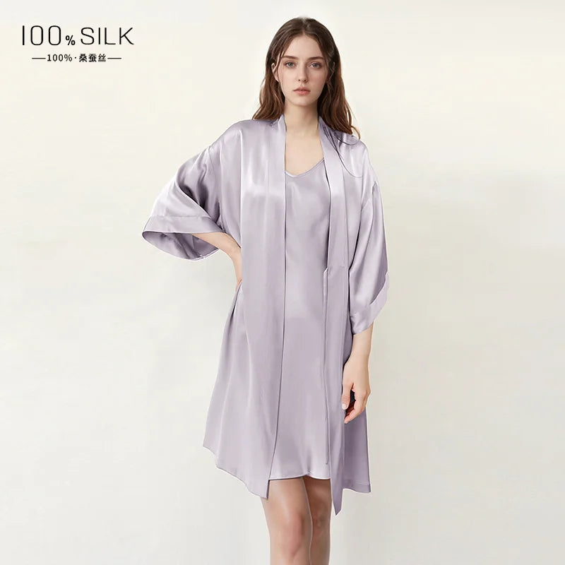 Peignoir en Soie de Mûrier 100% — Élégance & Douceur au Réveil